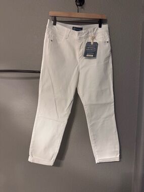 NWT Democracy Jeans “Ab” solution ankle skimmer Size 10 White